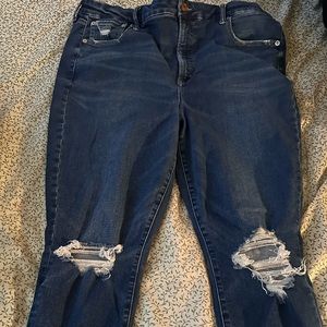 American Eagle High Waisted Jeans